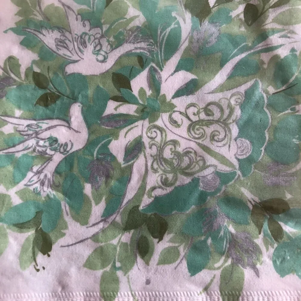 VINTAGE NEW Hallmark Paper Napkins Set of 2 Dinner Cocktail Bridal Wedding Dove
